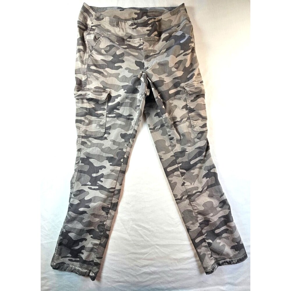 Belle by Kim Gravel Womens Size 14 Neutral Camo Cargo Ankle Pants Pull On